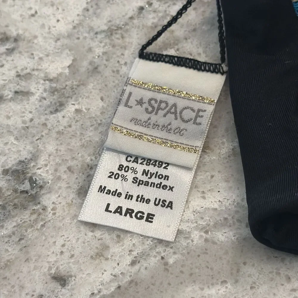 🖤 L*Space Black Bikini Top – Size Large – Boho Back Detail